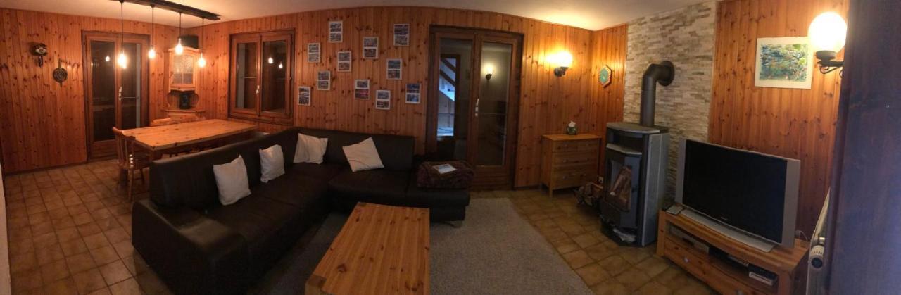 Chalet Le Fertin ลาซูมาซ ภายนอก รูปภาพ